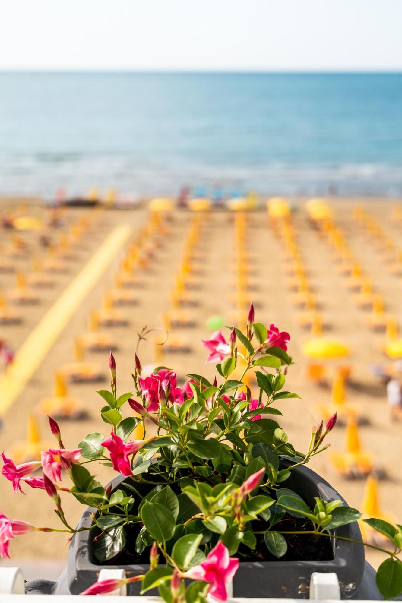Hotel Gritti Lido di Jesolo Exterior photo